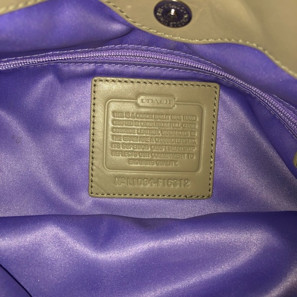 Coach purse - Picture 2 of 6